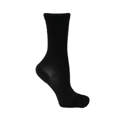 Athletic graduated compression throughout the calf for increased muscle recovery and optimal circulation support in black or white 