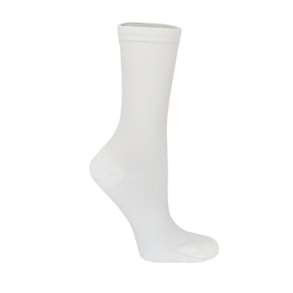 Athletic graduated compression throughout the calf for increased muscle recovery and optimal circulation support in black or white