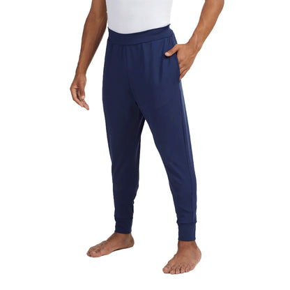 S-Line Jogger Side profile close-up of jogger sweatpants showing ribbed cuff, deep side seam pocket, and tapered leg silhouette for functional athletic styling